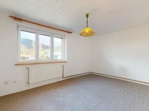 Prodej bytu 3+1, Brniště - Luhov, 79 m2