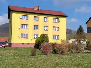 Prodej bytu 3+1, Brniště - Luhov, 79 m2