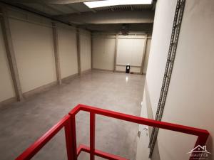 Pronájem skladu, Jihlava, Pávovská, 1094 m2