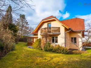 Prodej rodinného domu, Kamenice - Ládví, Luční, 200 m2
