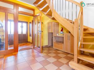 Prodej rodinného domu, Kamenice - Ládví, Luční, 200 m2