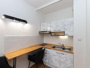 Pronájem bytu 1+kk, Praha - Háje, Schulhoffova, 29 m2