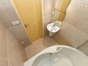 Pronájem bytu 1+kk, Praha - Háje, Schulhoffova, 29 m2