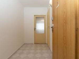 Pronájem bytu 1+kk, Praha - Háje, Schulhoffova, 29 m2