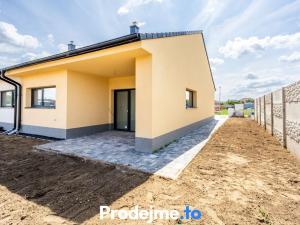 Prodej rodinného domu, Hevlín, 73 m2