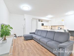 Pronájem bytu 2+kk, Slavkov u Brna, Slovanská, 81 m2