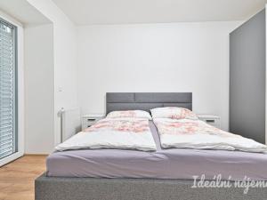 Pronájem bytu 2+kk, Slavkov u Brna, Slovanská, 81 m2