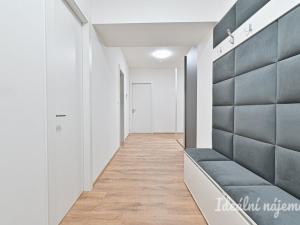 Pronájem bytu 2+kk, Slavkov u Brna, Slovanská, 81 m2