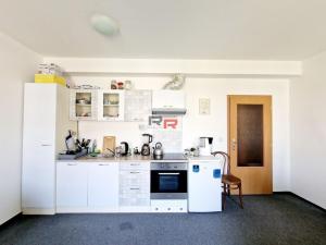 Pronájem bytu 1+kk, Olomouc - Řepčín, gen. Píky, 35 m2