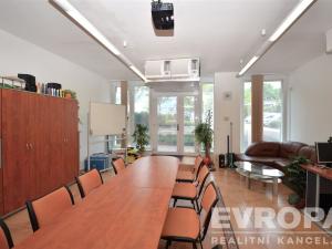 Prodej kanceláře, Praha - Libeň, Nad Okrouhlíkem, 52 m2
