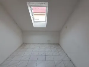 Pronájem výrobních prostor, České Budějovice - České Budějovice 2, České Vrbné, 550 m2