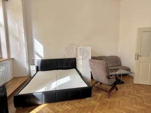 Pronájem bytu 1+kk, Praha - Staré Město, Smetanovo nábřeží, 23 m2