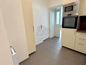 Pronájem bytu 1+kk, Praha - Staré Město, Smetanovo nábřeží, 23 m2