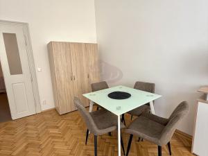 Pronájem bytu 1+kk, Praha - Staré Město, Smetanovo nábřeží, 23 m2