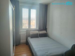 Prodej bytu 4+1, Karlovy Vary, Plešivecká, 77 m2