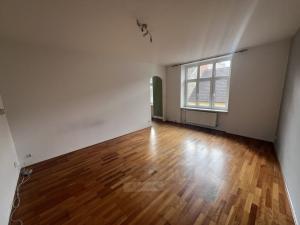 Pronájem bytu 2+1, Trhové Sviny, Nové město, 71 m2