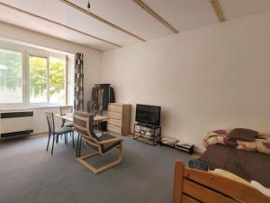 Prodej bytu 1+kk, Praha - Holešovice, Tovární, 37 m2