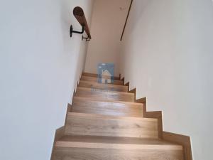 Prodej bytu 4+1, Praha - Běchovice, Pplk. Nováčka, 139 m2