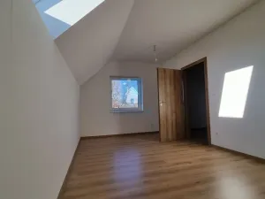 Prodej bytu 4+1, Praha - Běchovice, Pplk. Nováčka, 139 m2