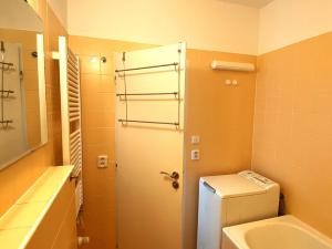 Prodej bytu 1+kk, Praha - Kbely, Pod Nouzovem, 39 m2