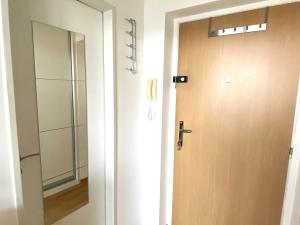 Prodej bytu 1+kk, Praha - Kbely, Pod Nouzovem, 39 m2