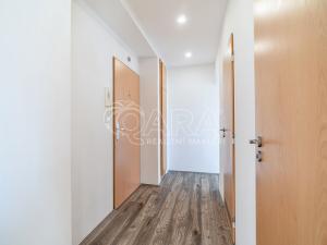 Pronájem bytu 2+kk, Kralupy nad Vltavou, nám. Mládežníků, 38 m2