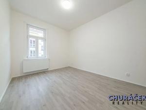 Pronájem bytu 2+kk, Praha - Libeň, V zahradách, 51 m2
