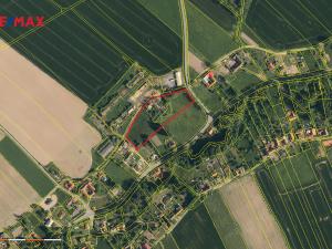 Prodej komerční nemovitosti, Vražné, 2764 m2