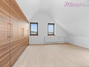 Prodej bytu 4+1, Staré Město, Velehradská, 160 m2