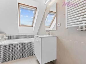 Prodej bytu 4+1, Staré Město, Velehradská, 160 m2