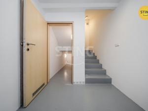 Prodej komerční nemovitosti, Ostrava, Tvorkovských, 140 m2