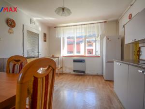 Prodej rodinného domu, Hořiněves - Žíželeves, 125 m2