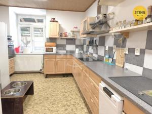 Prodej komerční nemovitosti, Rožná, 400 m2