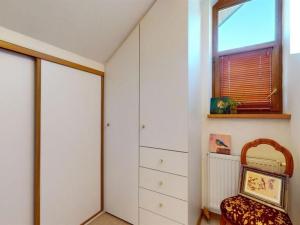 Prodej rodinného domu, Úholičky, V Chaloupkách, 137 m2