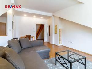 Pronájem bytu 2+kk, Praha - Vršovice, 28. pluku, 62 m2