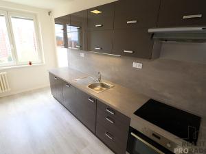 Pronájem bytu 4+1, Brno - Židenice, Velkopavlovická, 78 m2