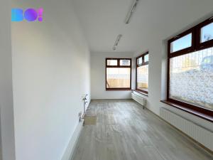 Prodej obchodního prostoru, Třeboň, Svobody, 78 m2