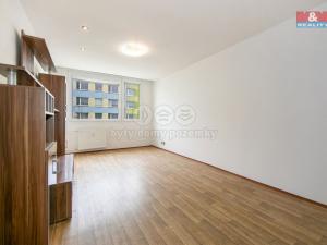 Prodej bytu 2+kk, Jince, Zborovská, 42 m2