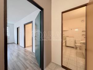 Pronájem bytu 2+kk, Český Krumlov - Domoradice, Šeříková, 56 m2