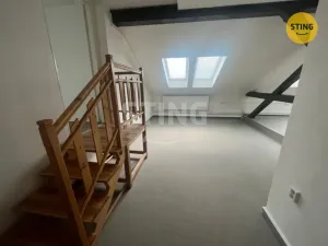 Pronájem kanceláře, Ostrava, Nemocniční, 280 m2