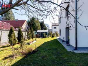 Prodej rodinného domu, Mukařov, 160 m2