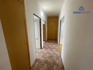 Prodej bytu 3+1, Tachov, Želivského, 71 m2