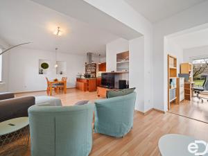 Prodej rodinného domu, Hradec Králové, Drtinova, 205 m2