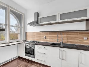 Prodej bytu 2+1, Hradec Králové, Střelecká, 65 m2