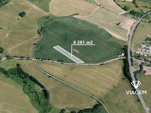 Prodej podílu pole, Kamenice nad Lipou, 3140 m2