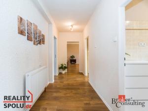Prodej rodinného domu, Ostřetín, 576 m2