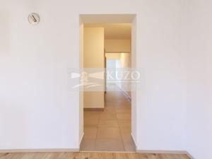 Prodej bytu 3+kk, Líšťany - Hunčice, Hunčice, 74 m2