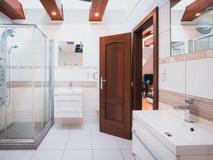Prodej obchodního prostoru, Sušice, náměstí Svobody, 658 m2