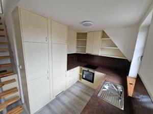 Pronájem bytu 2+kk, Praha - Strašnice, Konojedská, 54 m2