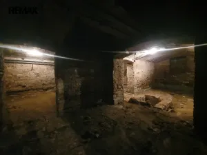 Pronájem obchodního prostoru, Praha - Nové Město, Lípová, 145 m2